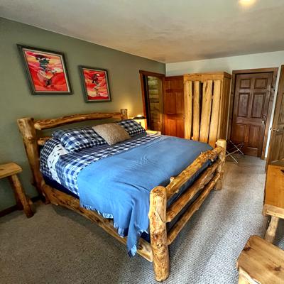 Room 4 at Cucharas River Bed and Breakfast